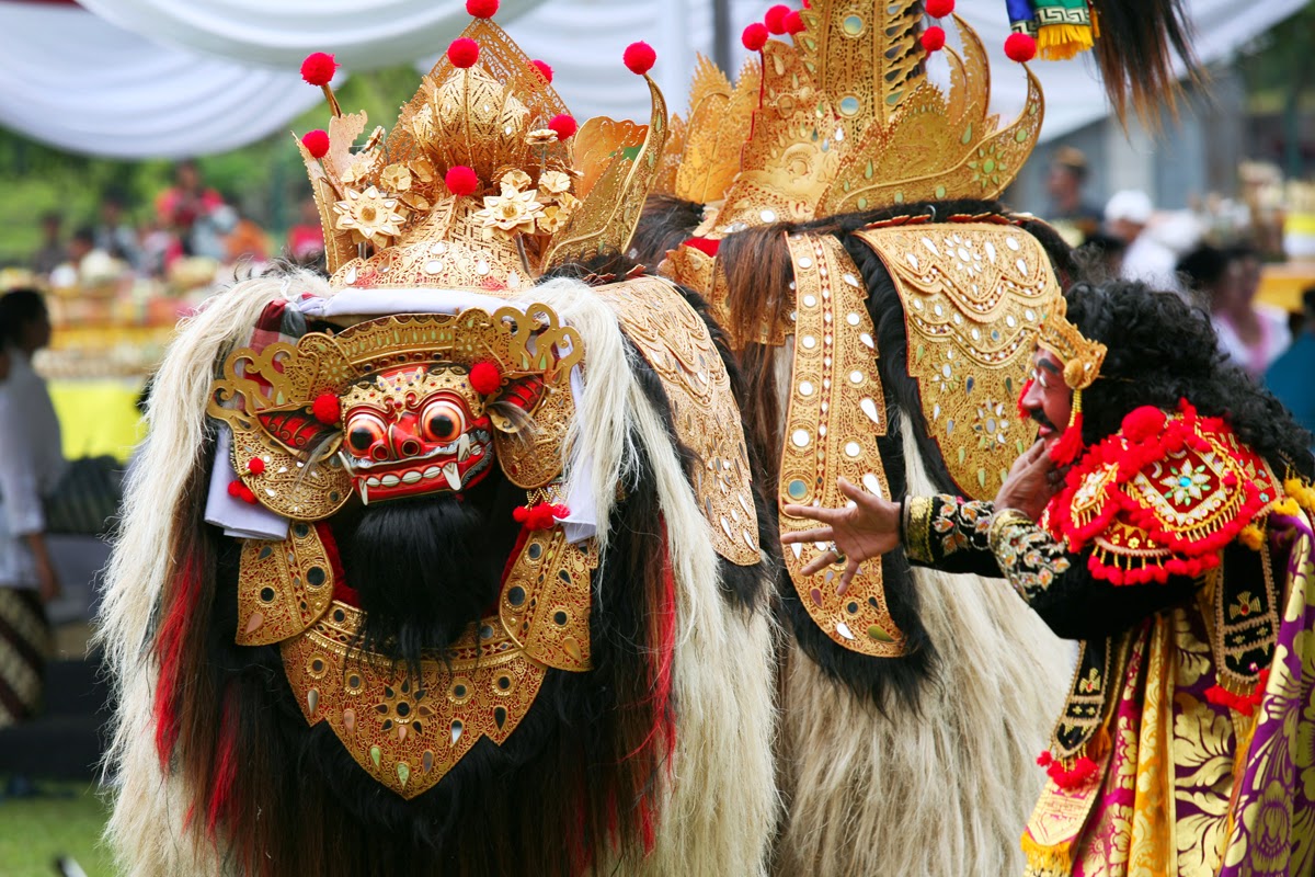 fakta menarik tari barong khas bali